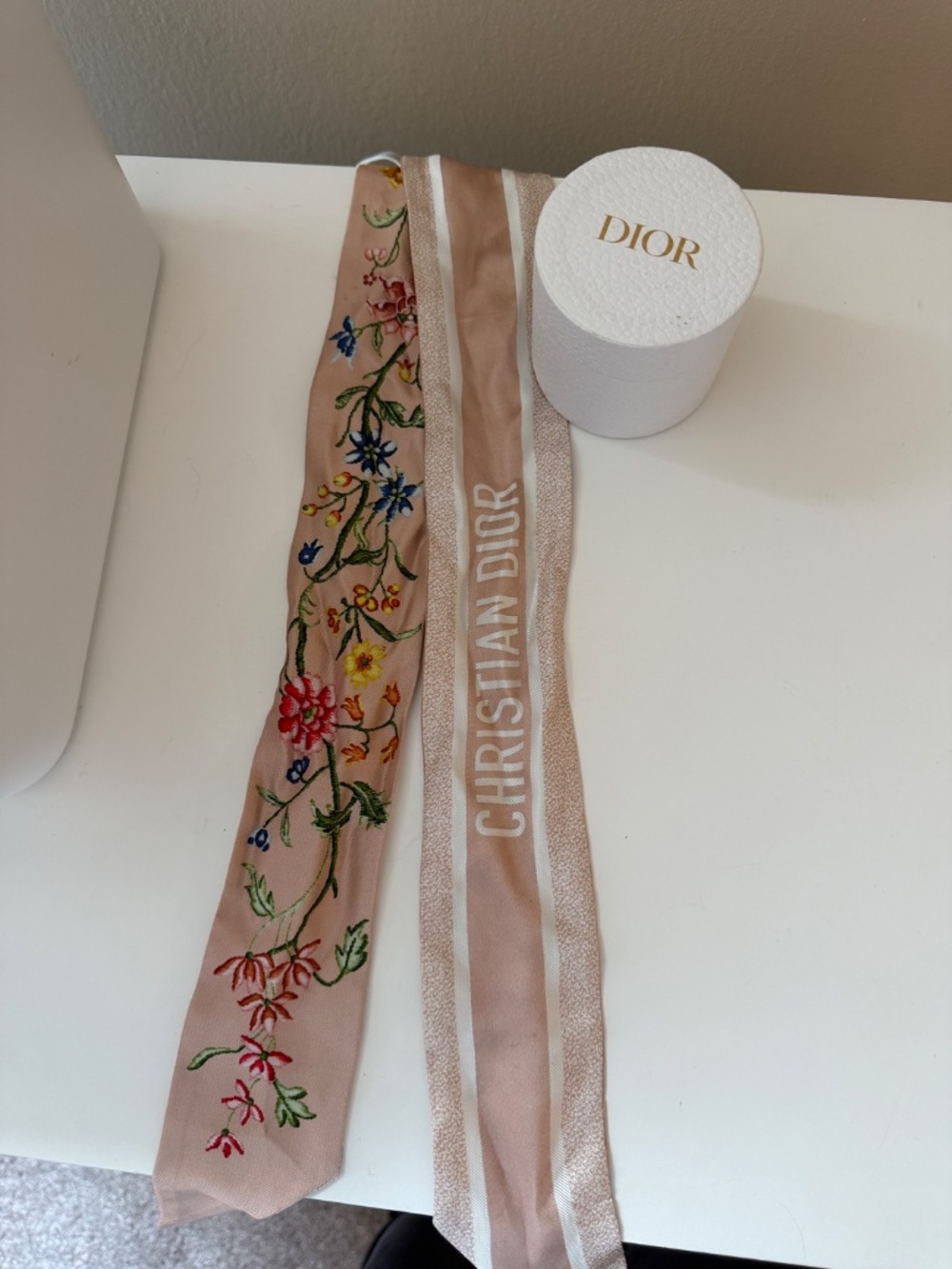 Christian Dior 3 zipper saddle bag with scarf - Picture 9 of 10